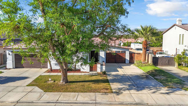 Property photo of 83820 Avenida La Luna
