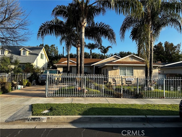 Property photo of 22625 Kittridge ST