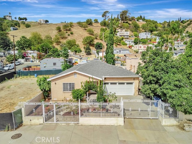 Property photo of 4133 N Mission