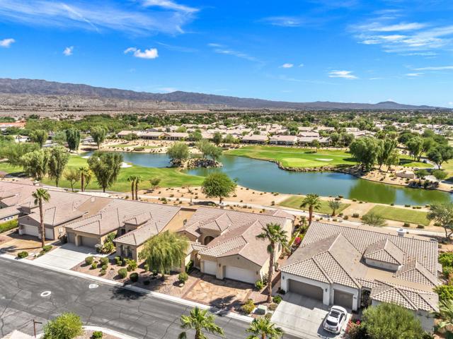 Property photo of 81197 Avenida Neblina