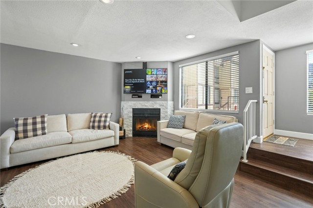 Photo of 21720 Hart
