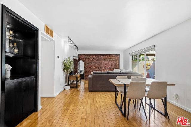 Property photo of 970 Palm AV