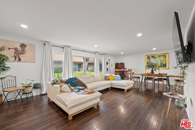 Photo of 3500 W Manchester Bl