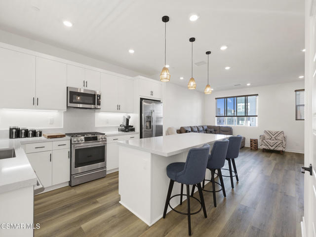 Property photo of 27065 Tanager LN