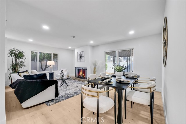 Property photo of 1437 N Kathleen