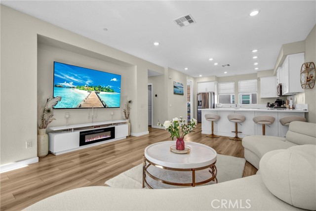 Property photo of 27120 Valley Oak Place