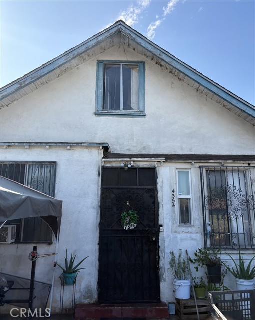 Property photo of 4354 Verona Street