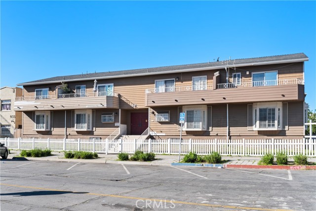 Property photo of 941 Elm