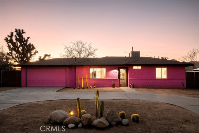 Photo of 7566 Shawnee