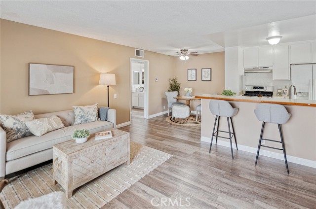 Property photo of 2845 S Fairview