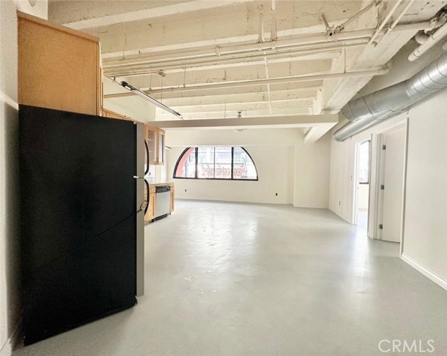 Property photo of 312 W 5th ST
