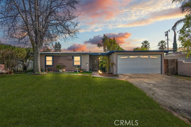 Property photo of 18332 E Bellefont DR
