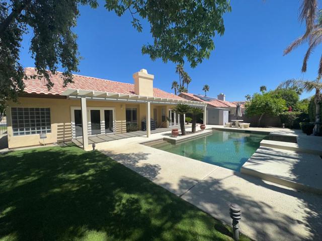 Property photo of 77671 Barons CR