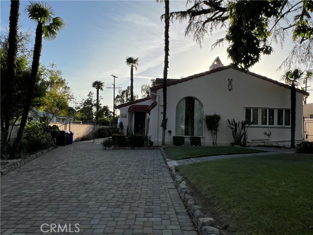 Property photo of 1465 N Euclid AV