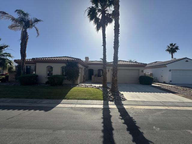 Property photo of 49595 Marne CT