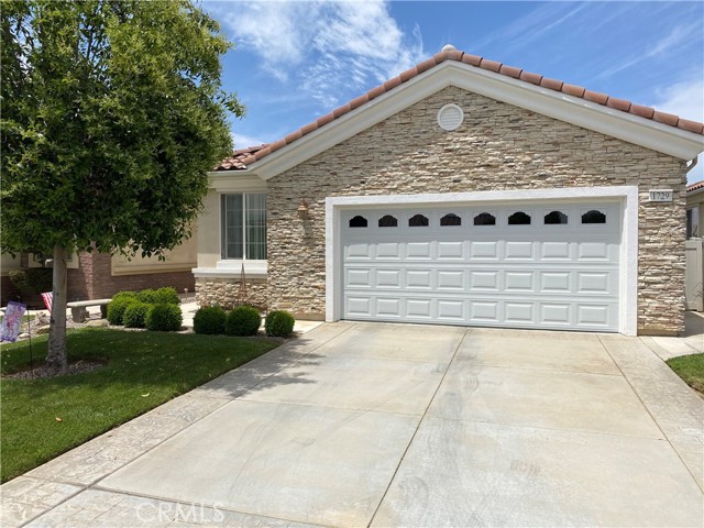 Property photo of 1729 Desert Poppy LN