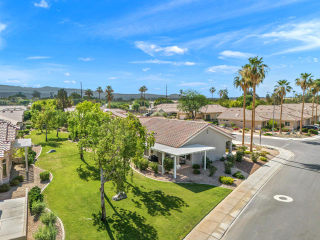 Property photo of 78944 Quiet Springs DR