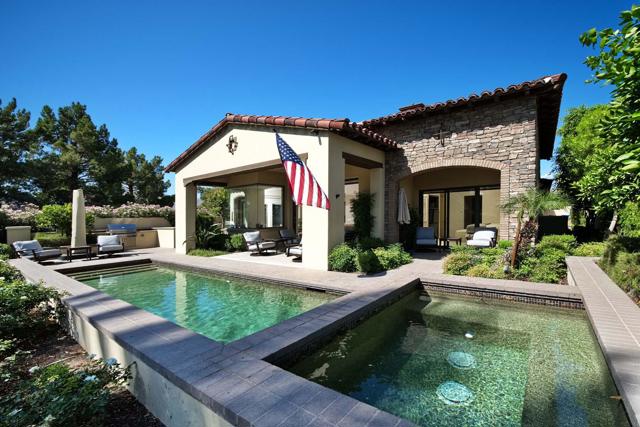 Property photo of 43224 Via Lucca