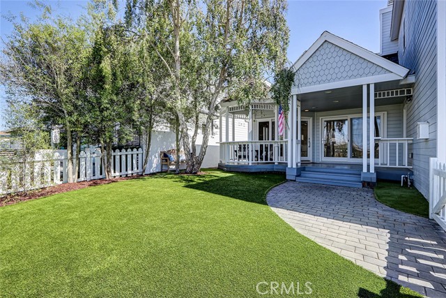 Photo of 1310 Gates Av