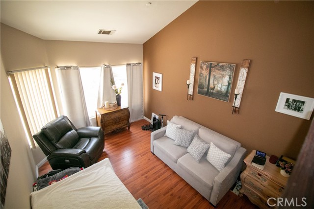 Property photo of 13421 Hubbard ST