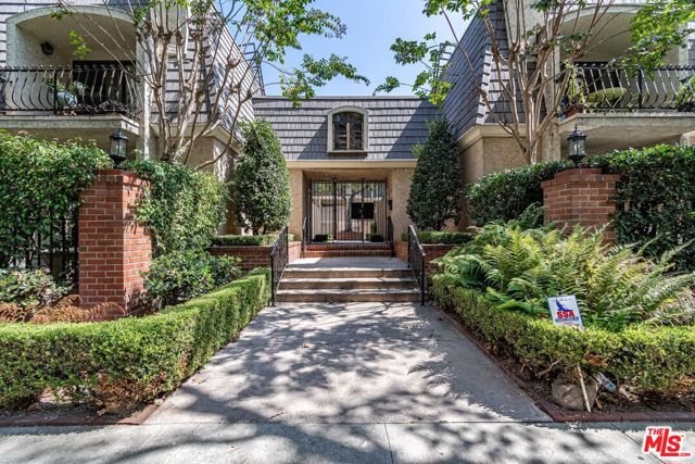Property photo of 624 Wilcox AV