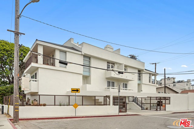 Property photo of 3503 Esplanade