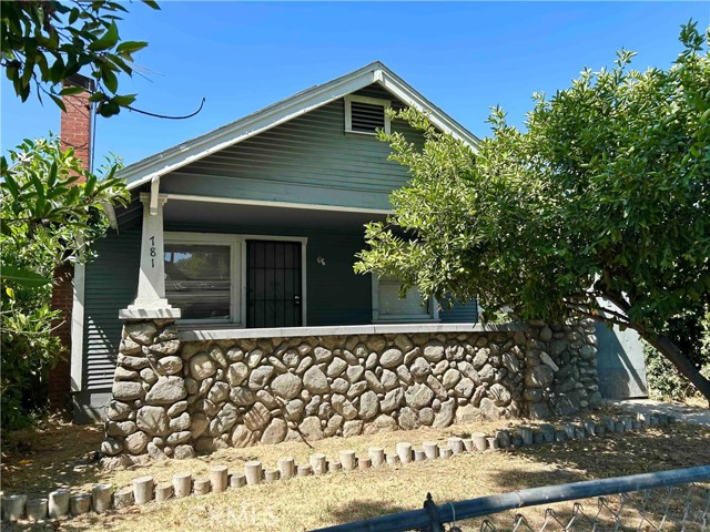 Property photo of 781 W Center ST