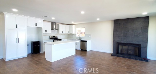 Property photo of 133 E Avenue Q4