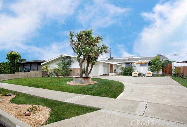 Property photo of 305 Bowling Green DR