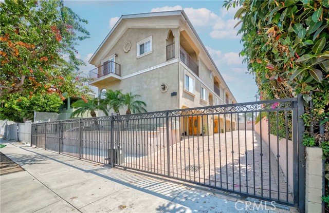 Property photo of 1514 W 207th ST