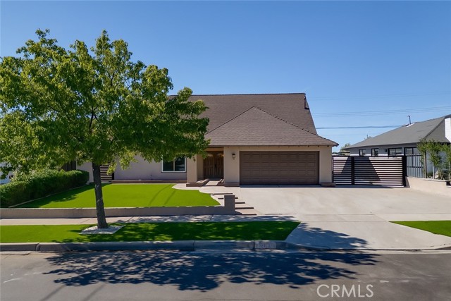 Property photo of 8841 Monte Vista St