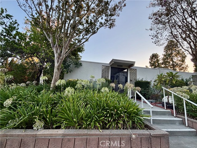 Property photo of 442 Avenida Sevilla