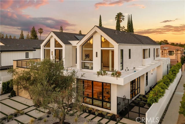 Property photo of 5004 S Enfield AV