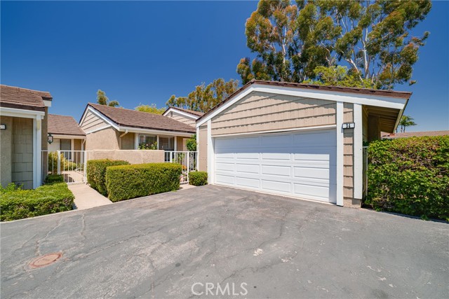 Property photo of 34 Lone Pine