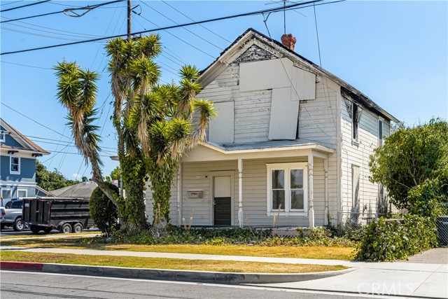Property photo of 704 W Palmyra AV