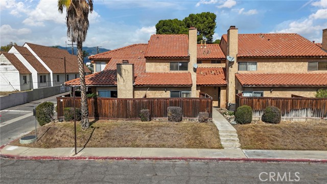 Property photo of 16590 Terrace LN