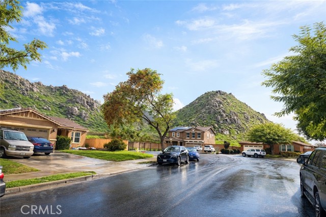 Property photo of 921 Yukon