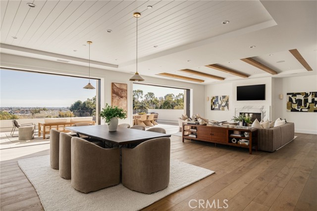 Photo of 702 Saint James Pl