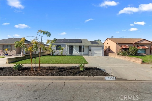 Property photo of 13933 Carpintero AV