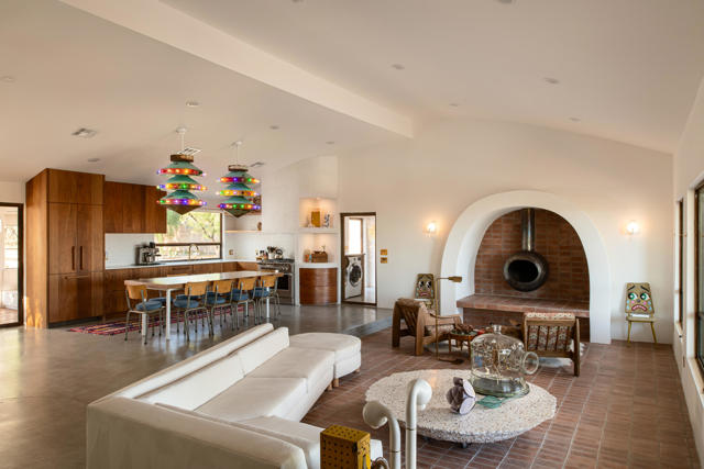 Property photo of 60233 Melton TR