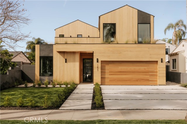 Property photo of 12527 Mitchell AV