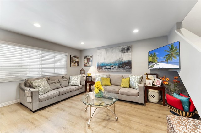 Property photo of 1234 N Citrus AV