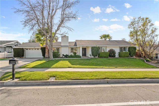 Property photo of 500 Lakeside AV
