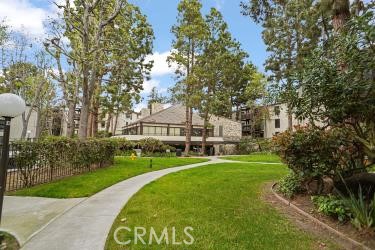 Property photo of 7765 W 91st ST
