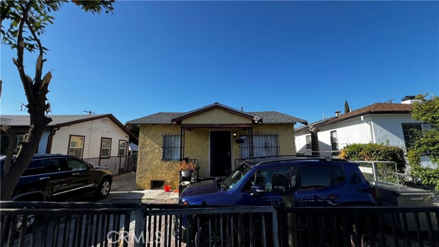 Property photo of 139 W 88th PL