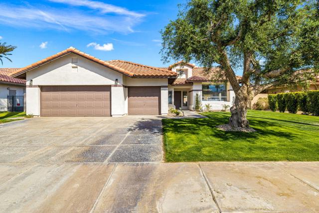 Property photo of 40270 Eastwood LN
