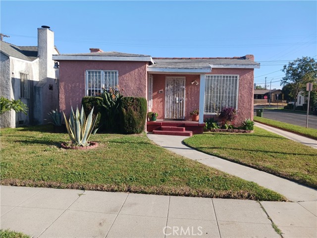 Property photo of 1960 W 67th ST