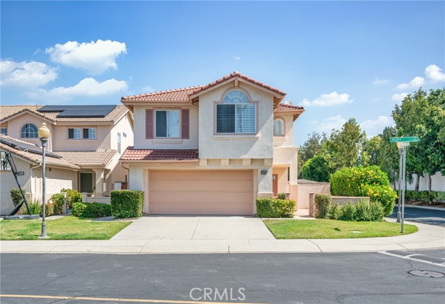 Property photo of 575 E Nubia ST