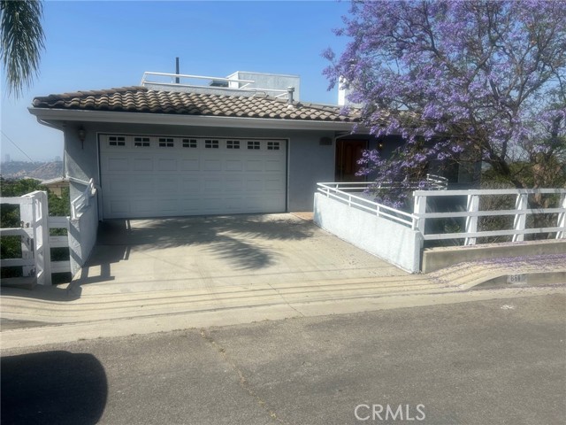 Property photo of 881 Mount Washington DR