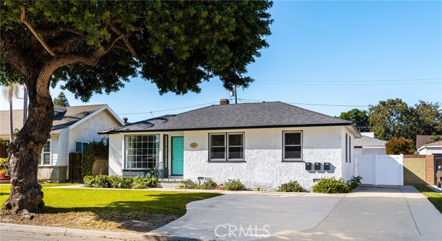 Property photo of 4851 Faculty AV